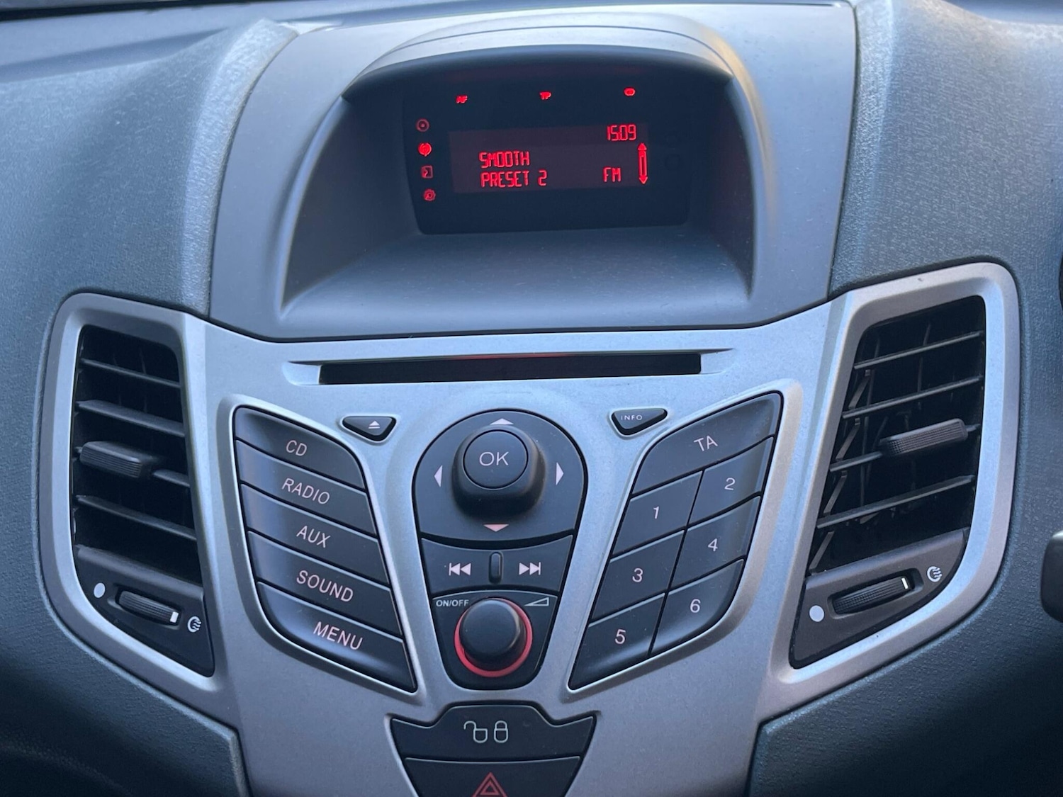 Used Ford Fiesta for sale - 77190652: Photo 15