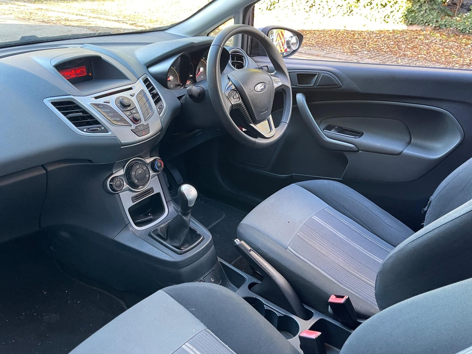 Used Ford Fiesta for sale - 77190652: Photo 3