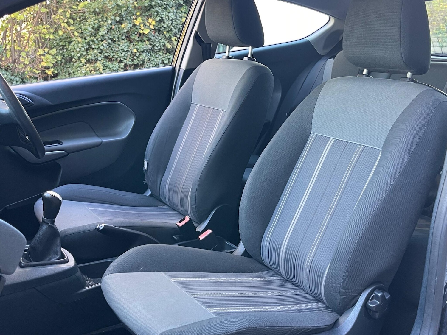 Used Ford Fiesta for sale - 77190652: Photo 4