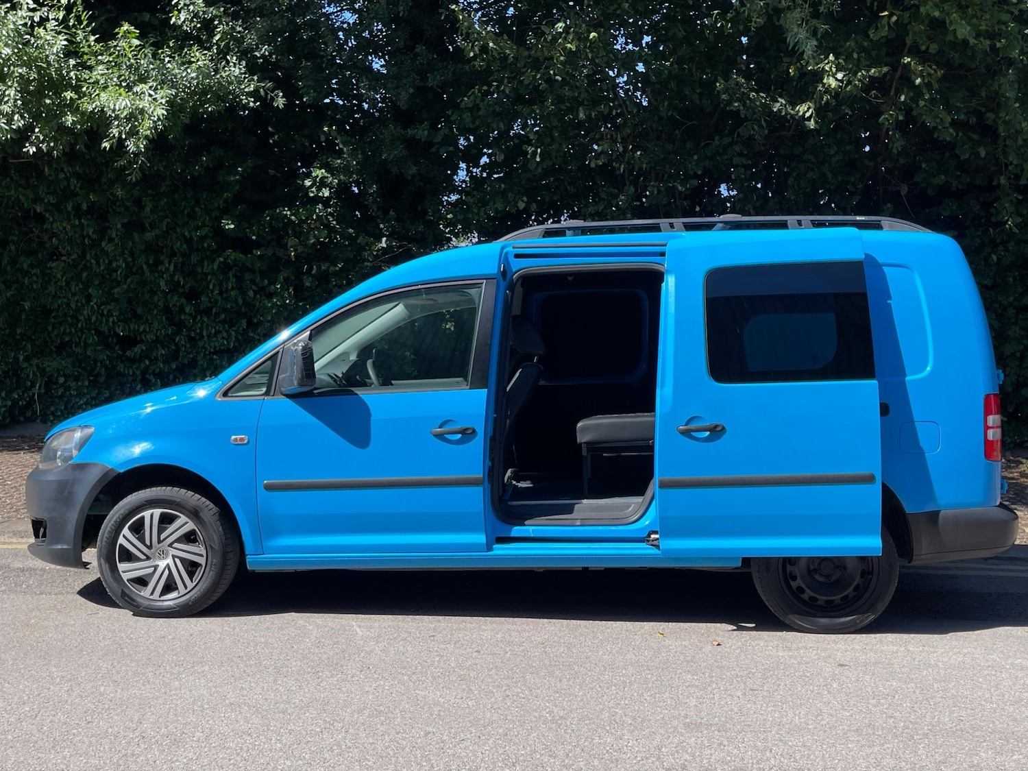 Used Volkswagen Caddy Maxi 2011 for sale - 77143730: Photo 13