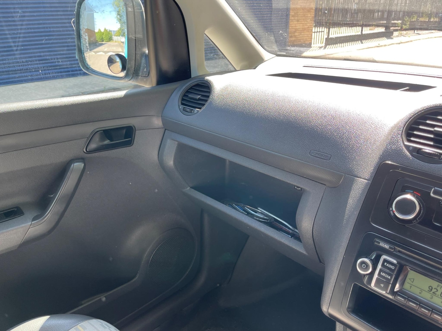 Used Volkswagen Caddy Maxi 2011 for sale - 77143730: Photo 20