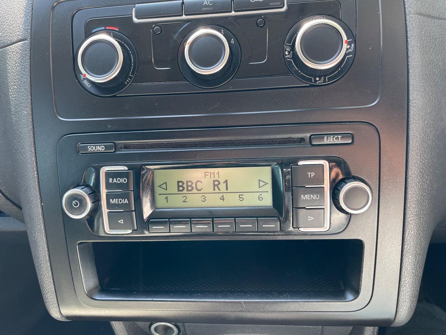 Used Volkswagen Caddy Maxi 2011 for sale - 77143730: Photo 23