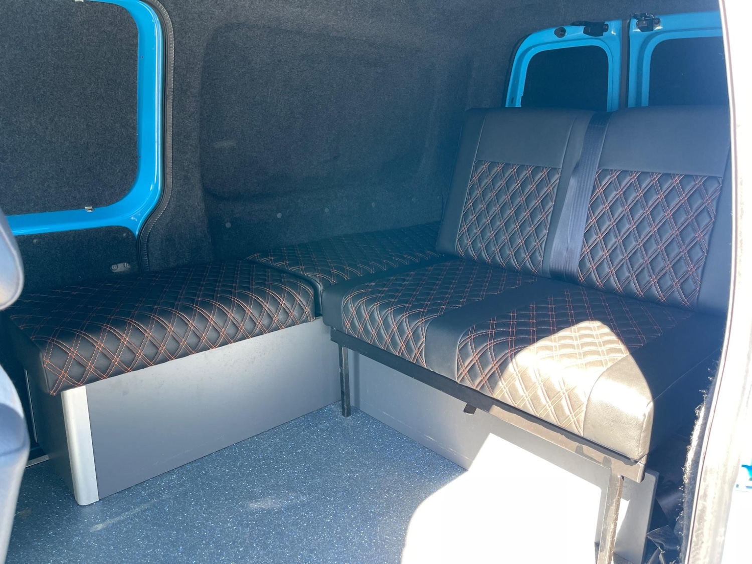 Used Volkswagen Caddy Maxi 2011 for sale - 77143730: Photo 4