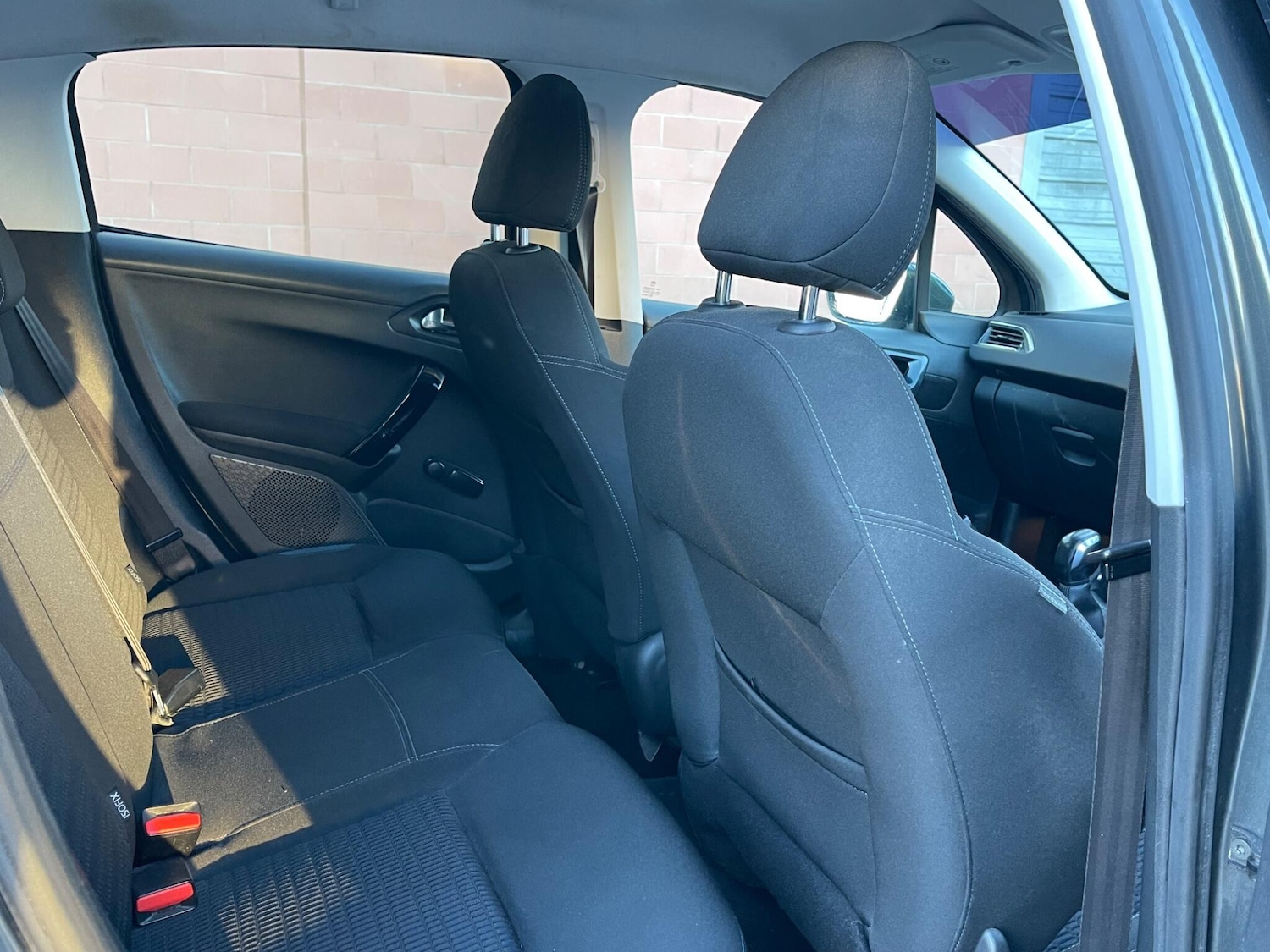 Used Peugeot 208 2013 for sale - 77143624: Photo 15