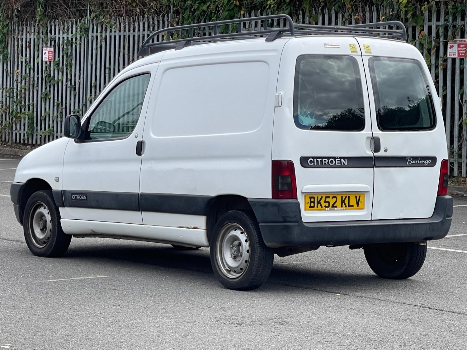 Used Citroen Berlingo 2002 for sale - 77143895: Photo 2