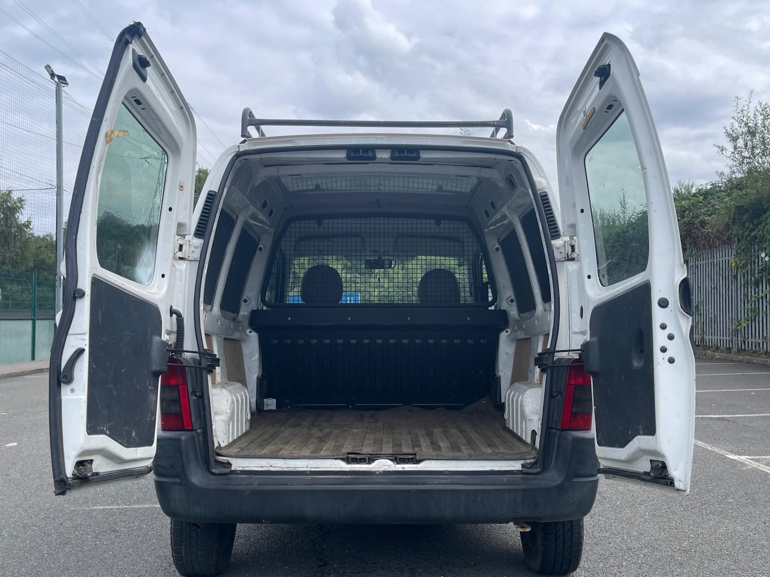 Used Citroen Berlingo 2002 for sale - 77143895: Photo 21