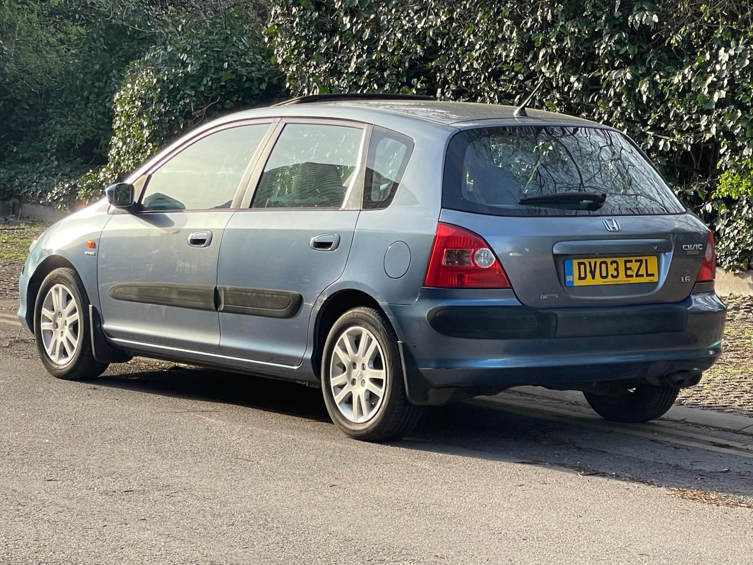 Used Honda Civic 2003 for sale - 77710571: Photo 8