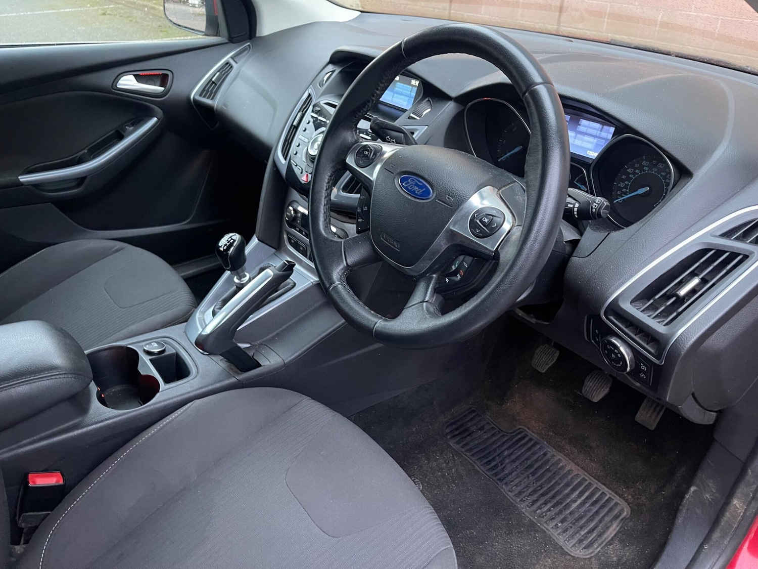 Used Ford Focus 2011 for sale - 77424647: Photo 15