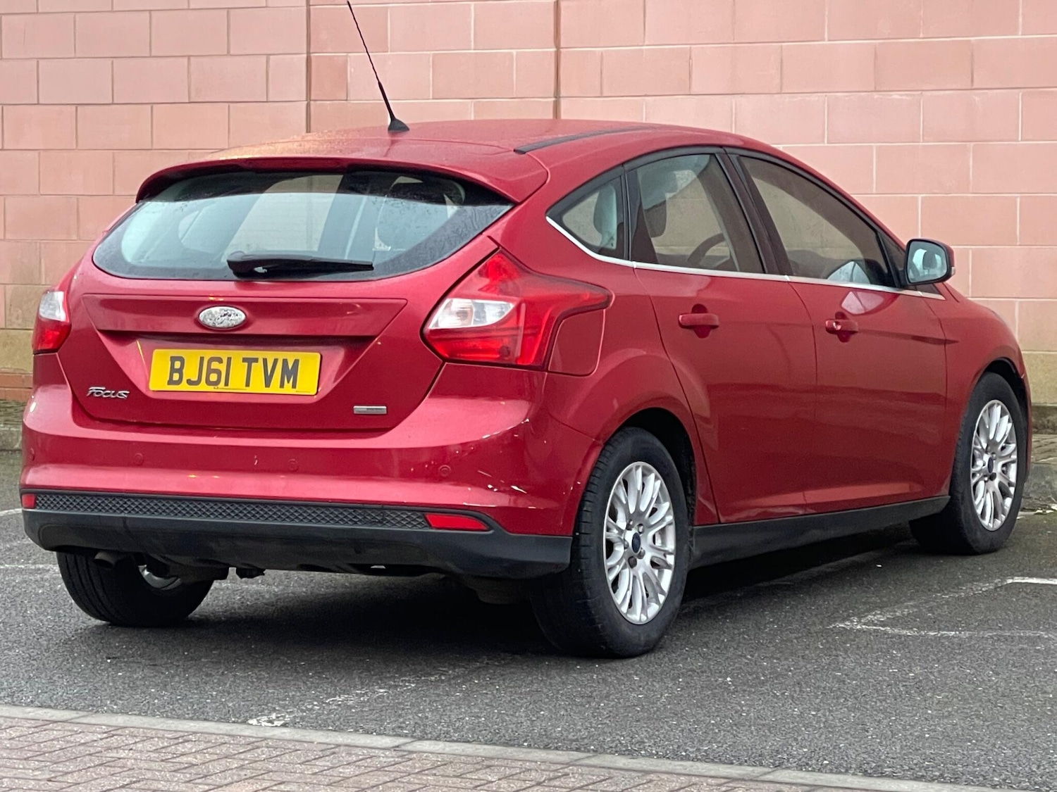 Used Ford Focus 2011 for sale - 77424647: Photo 2