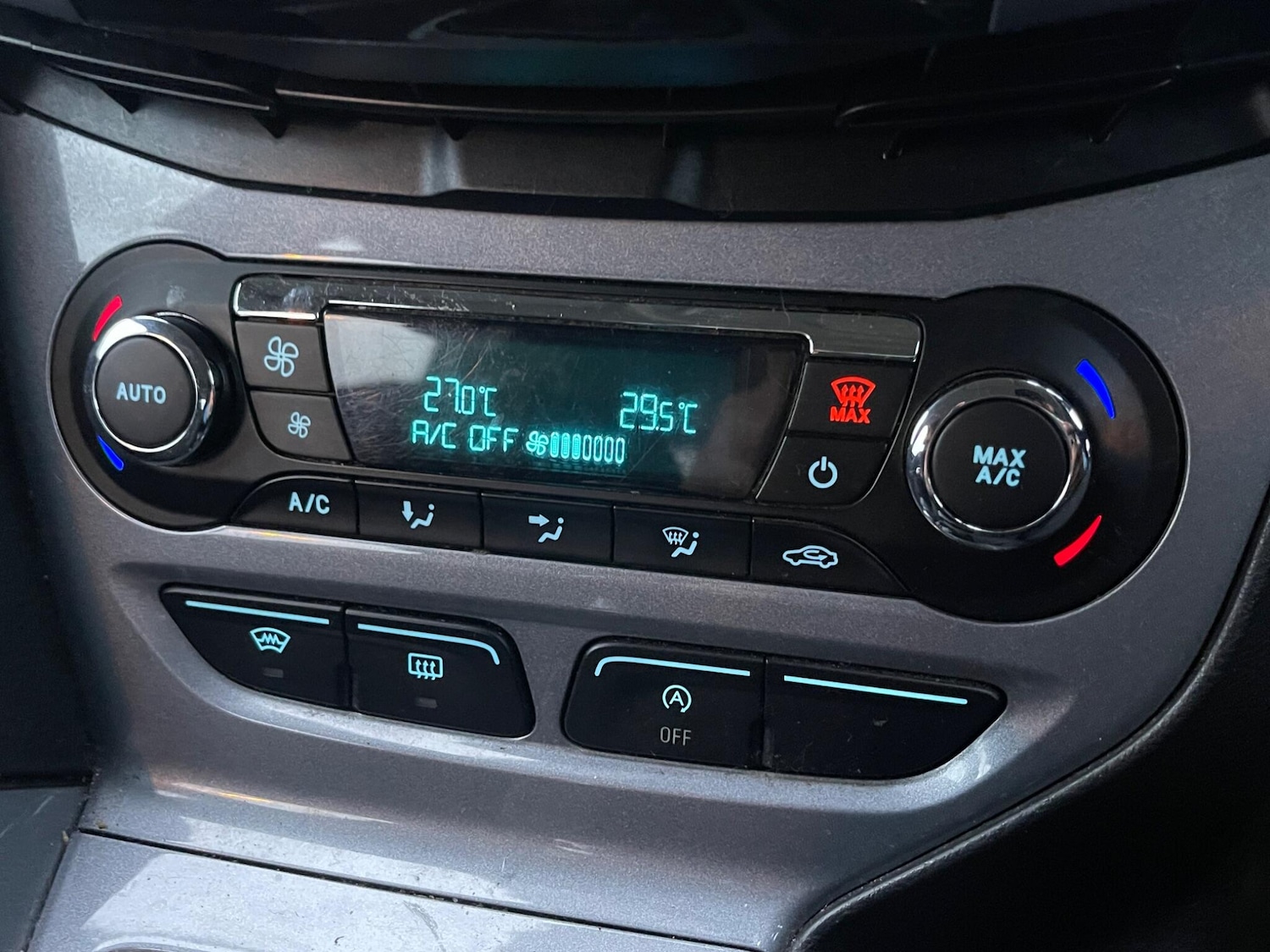 Used Ford Focus 2011 for sale - 77424647: Photo 20