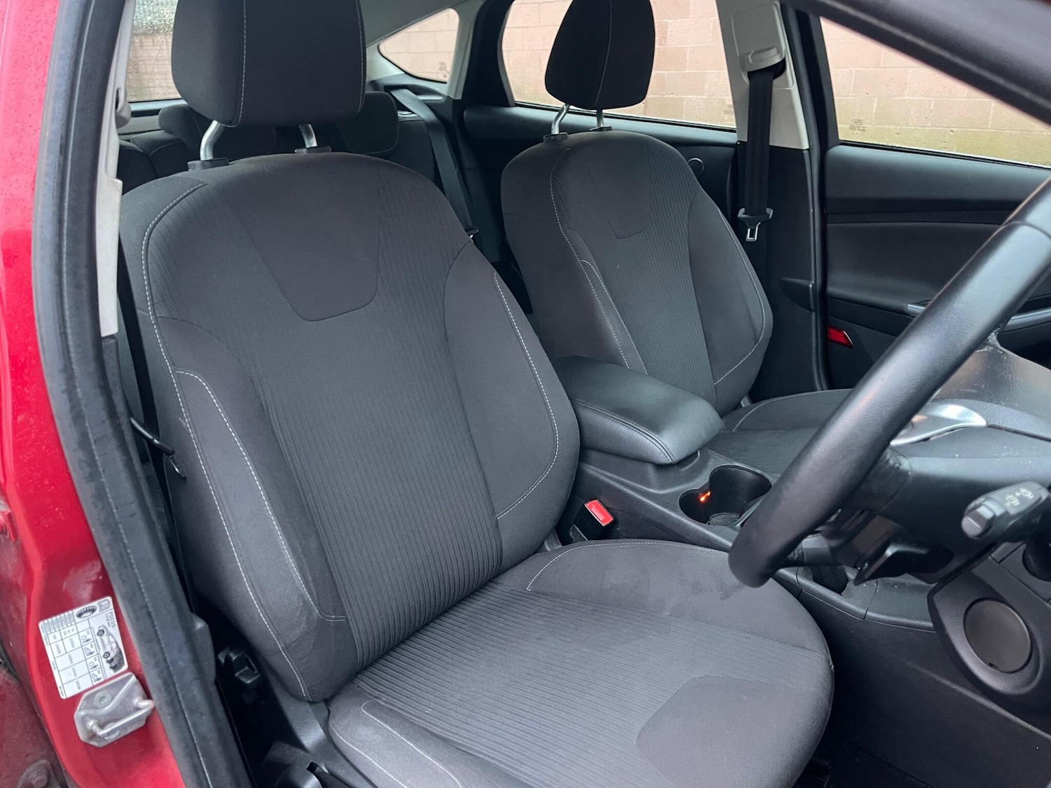 Used Ford Focus 2011 for sale - 77424647: Photo 4