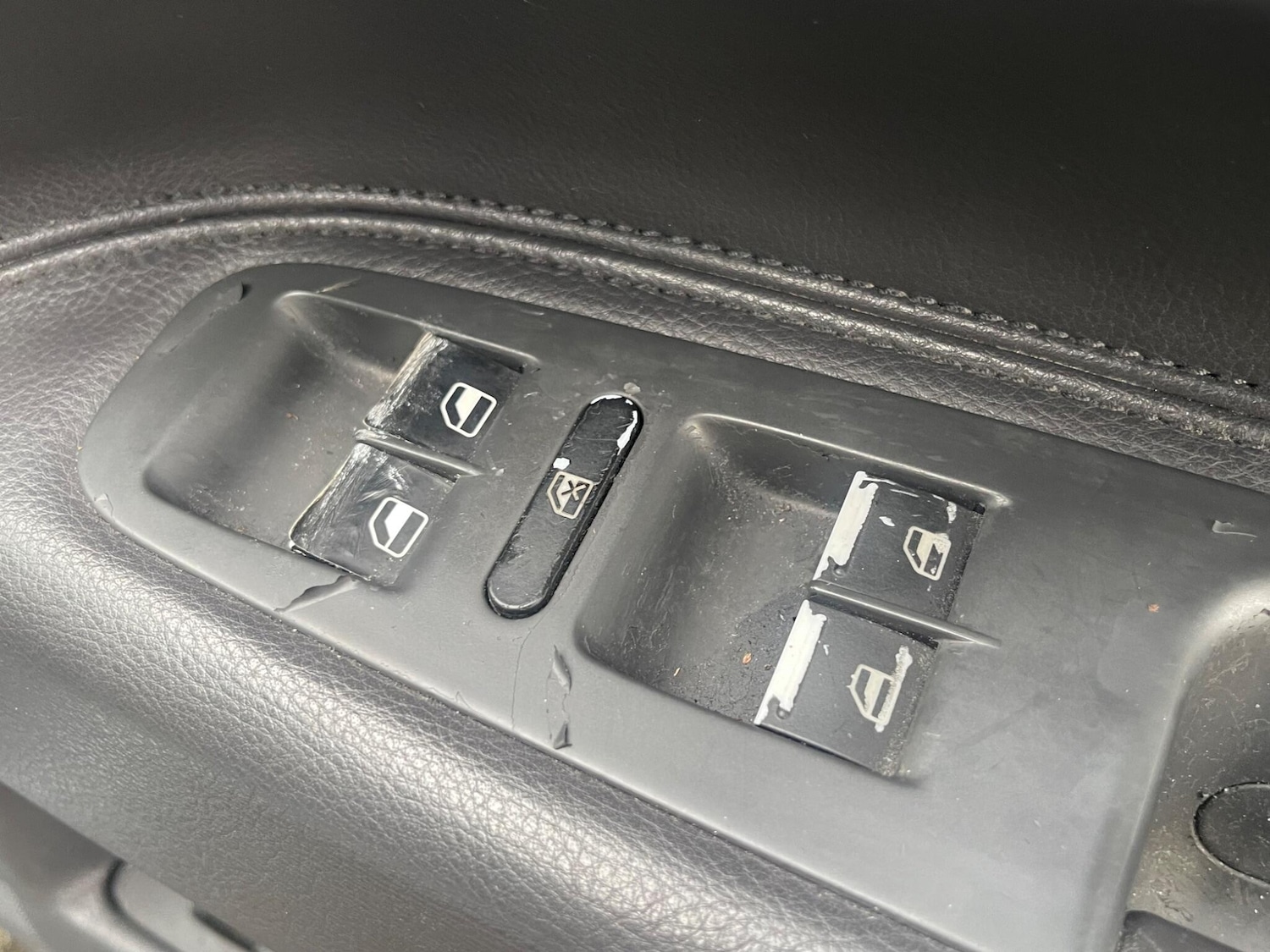 Used Volkswagen Touareg 2005 for sale - 77376318: Photo 29