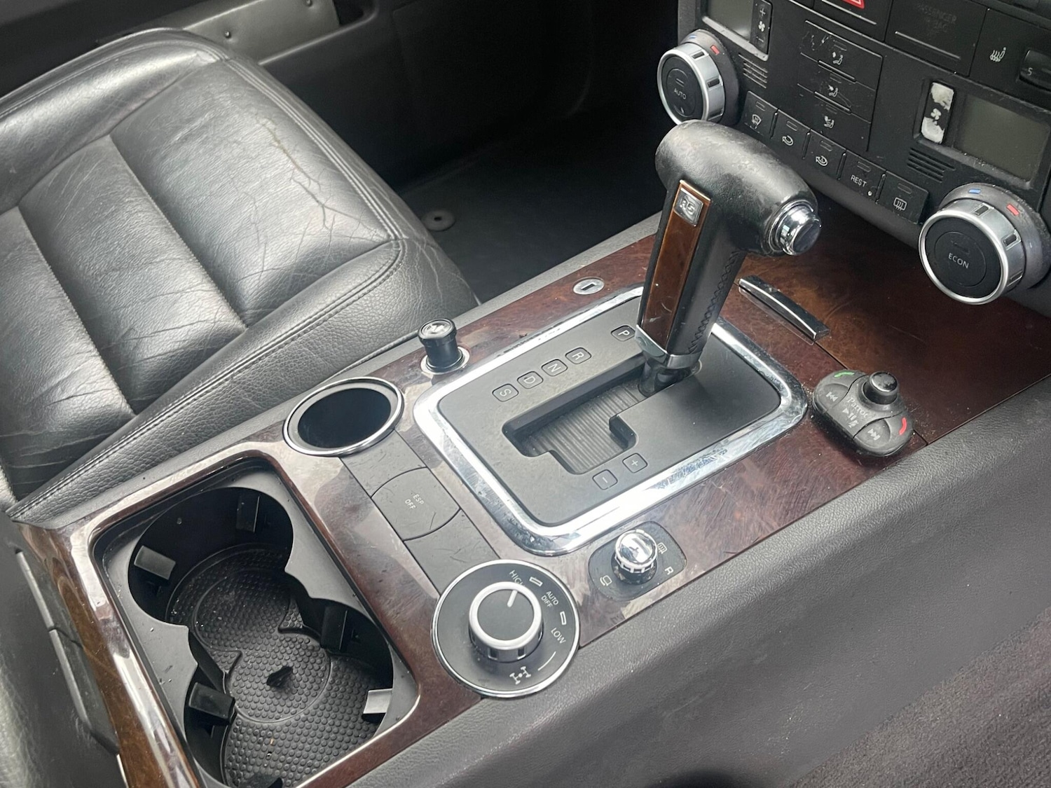 Used Volkswagen Touareg 2005 for sale - 77376318: Photo 33