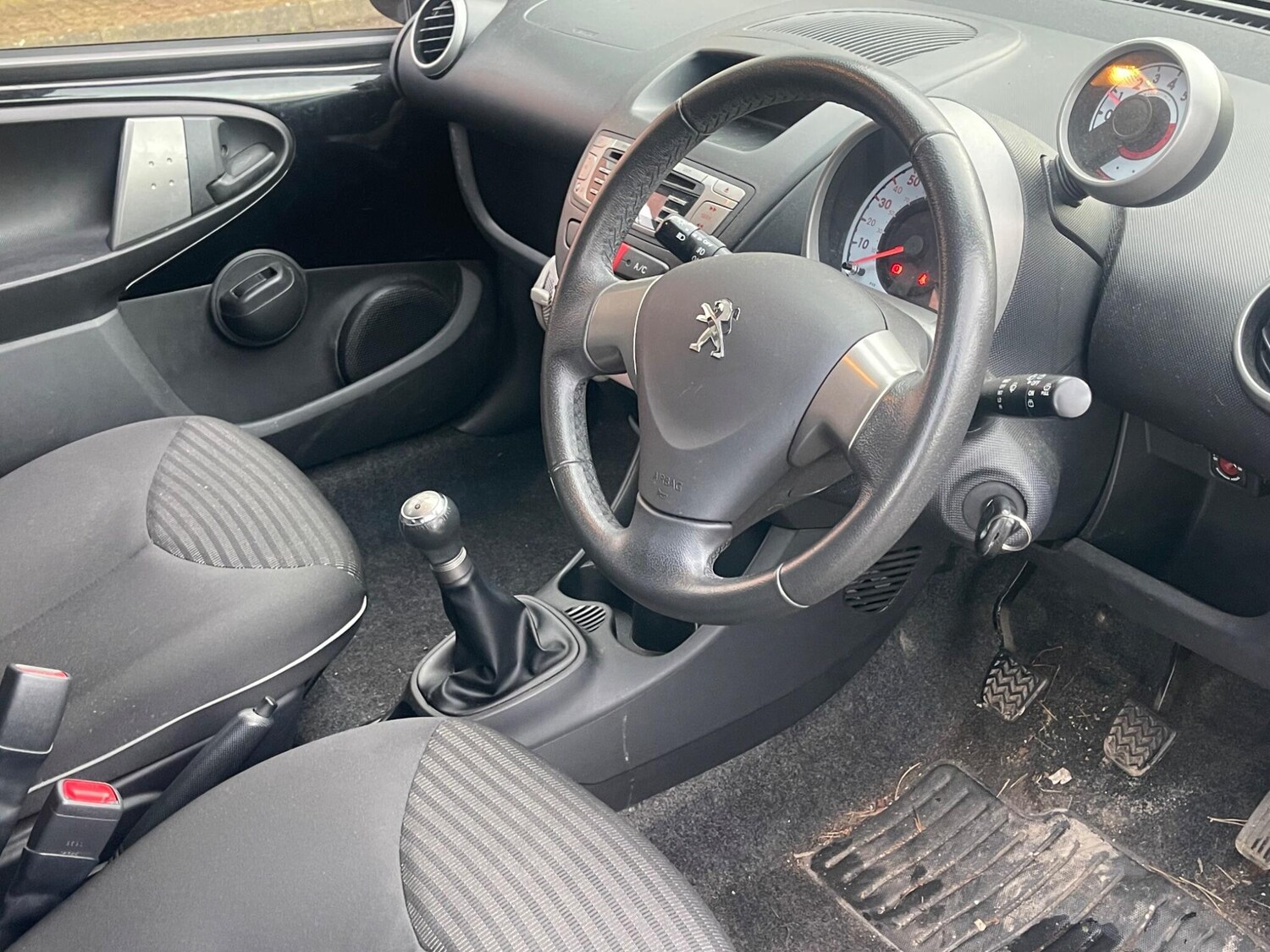 Used Peugeot 107 for sale - 77574791: Photo 24