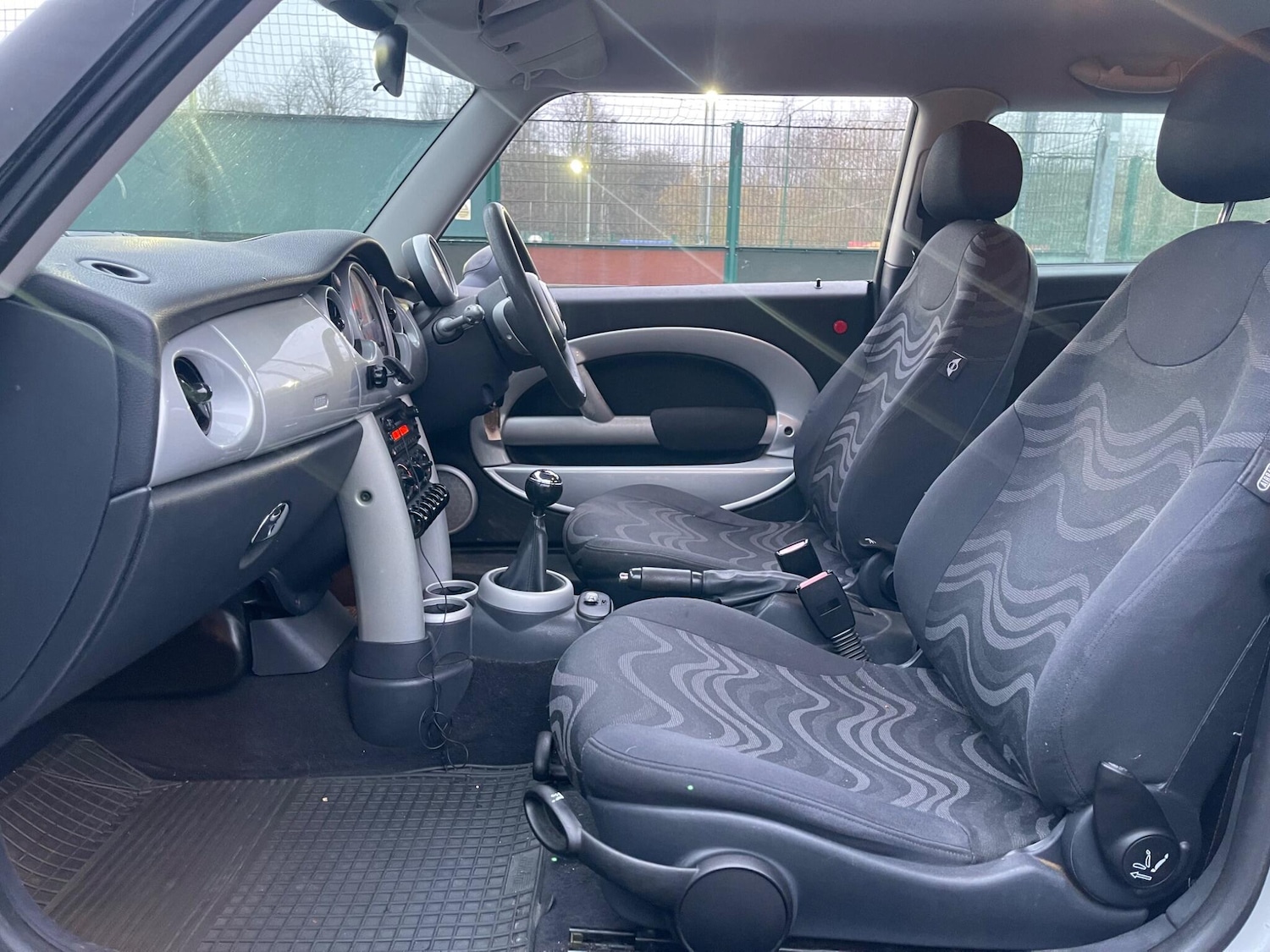 Used MINI Hatch 2002 for sale - 77143735: Photo 11