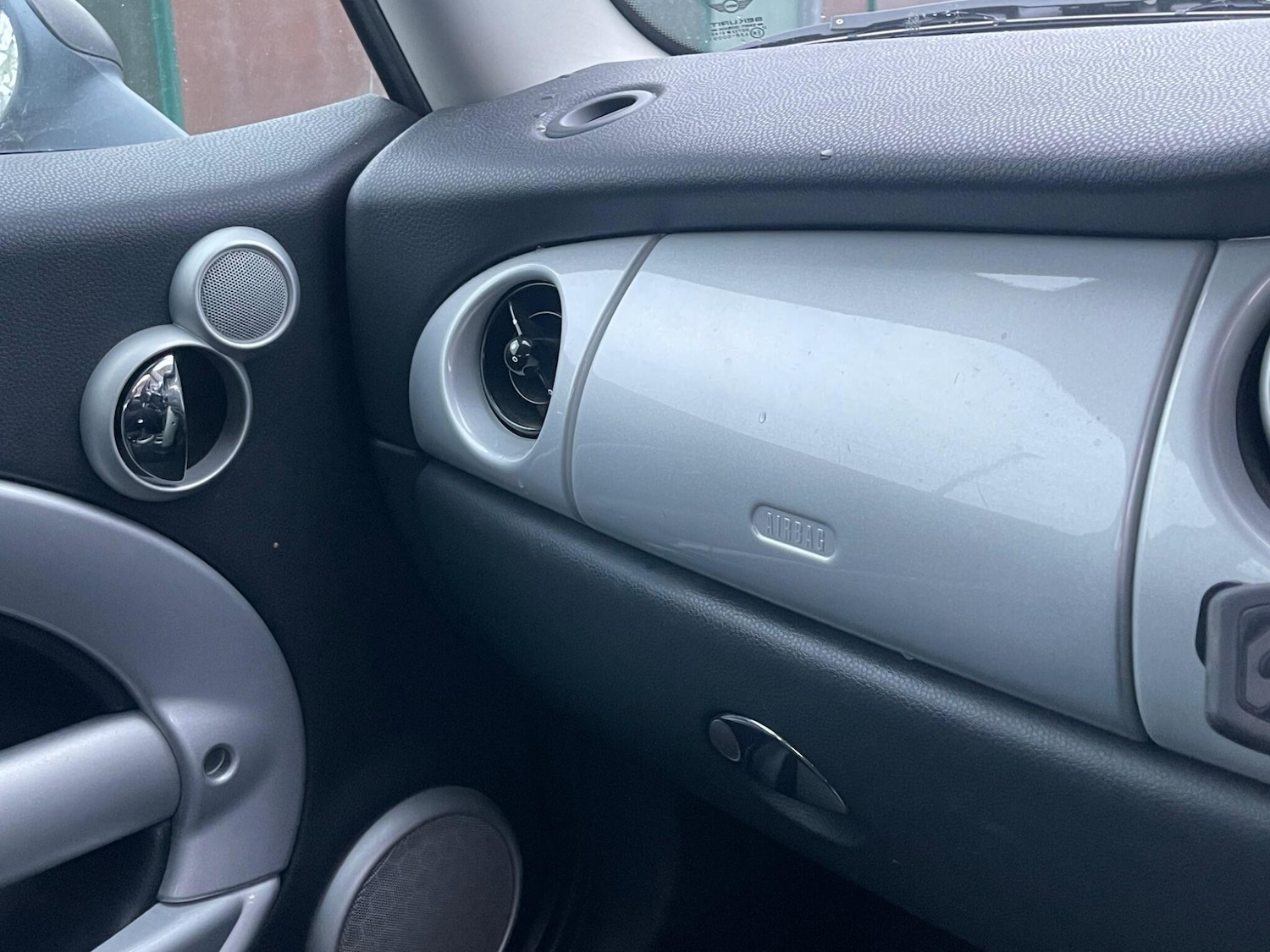 Used MINI Hatch 2002 for sale - 77143735: Photo 18