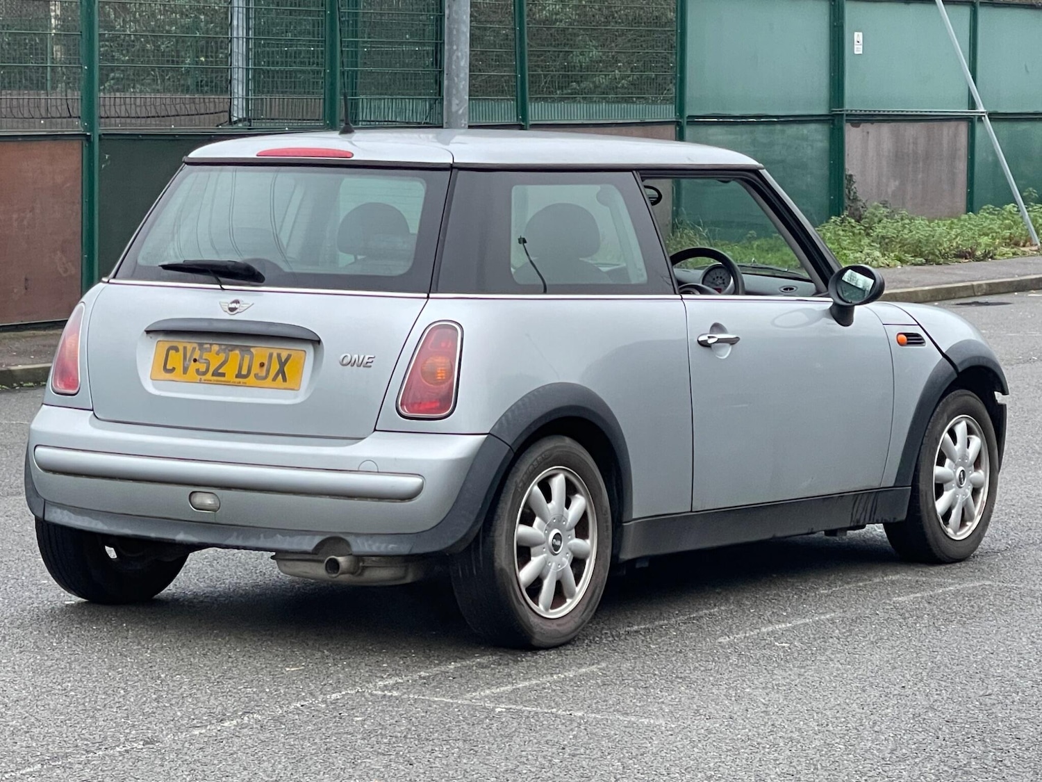 Used MINI Hatch 2002 for sale - 77143735: Photo 2