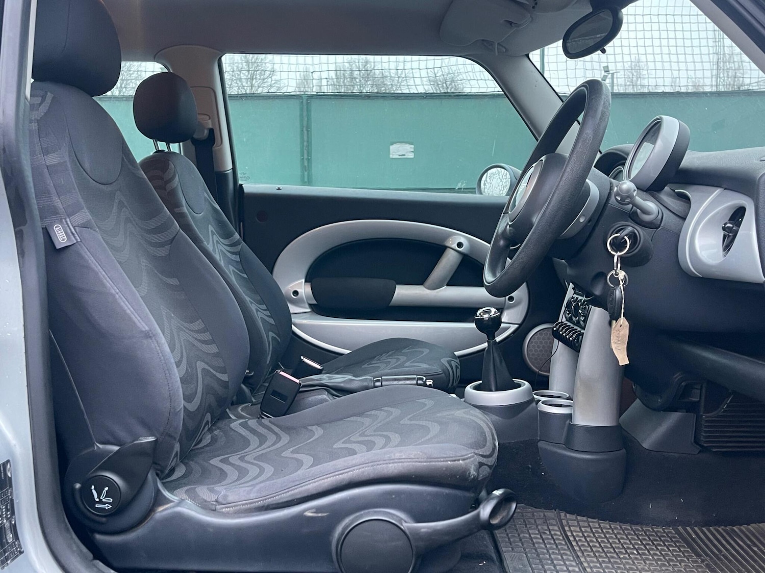 Used MINI Hatch 2002 for sale - 77143735: Photo 24