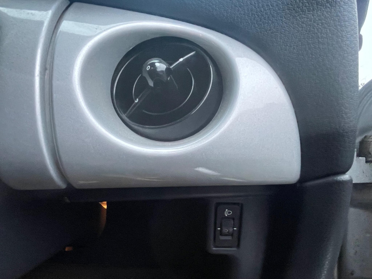 Used MINI Hatch 2002 for sale - 77143735: Photo 27