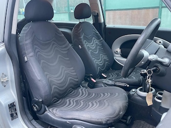 Used MINI Hatch 2002 for sale - 77143735: Photo