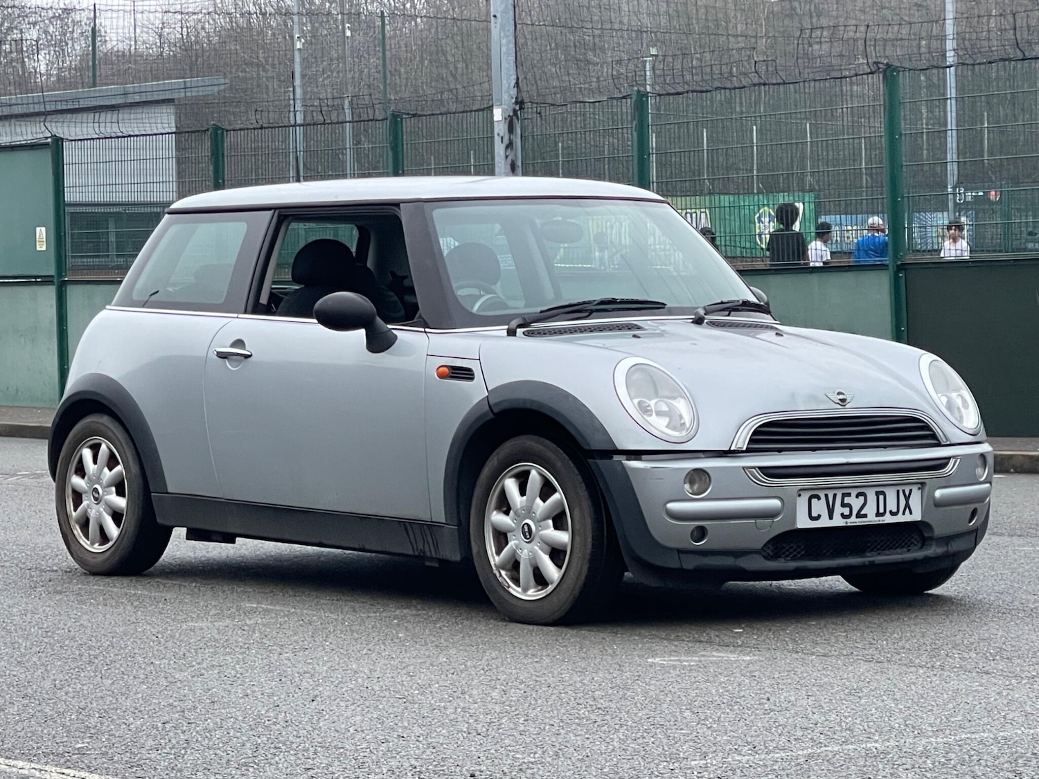Used MINI Hatch 2002 for sale - 77143735: Photo 5