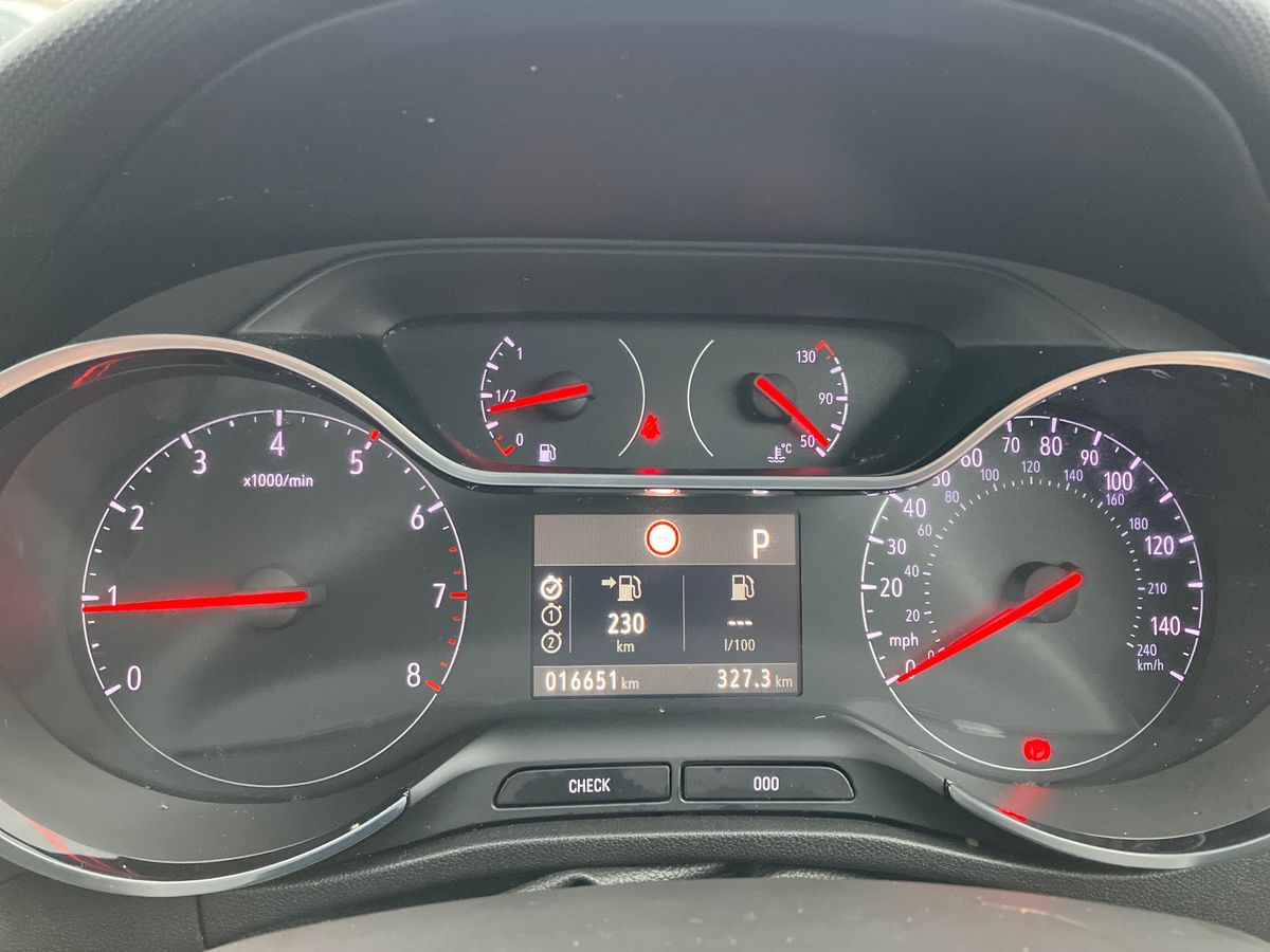 Used Vauxhall Crossland 2022 for sale - 76958036: Photo 14