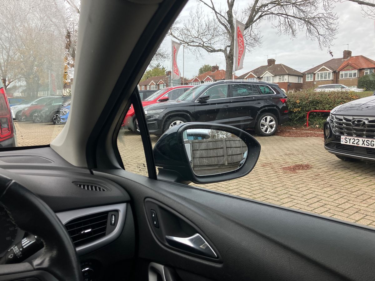 Used Vauxhall Astra 2019 for sale - 76412748: Photo 30