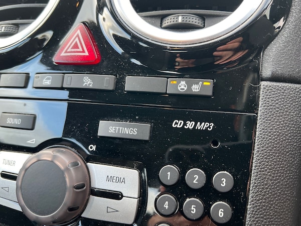 Used Vauxhall Corsa 2014 for sale - 76180839: Photo 13