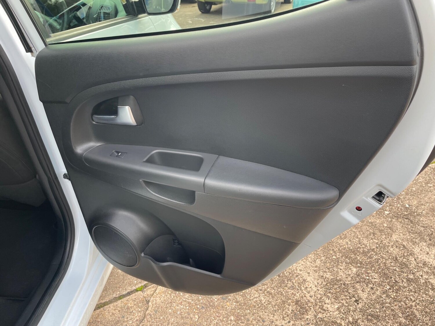 Used Kia Venga 2015 for sale - 77839073: Photo 17