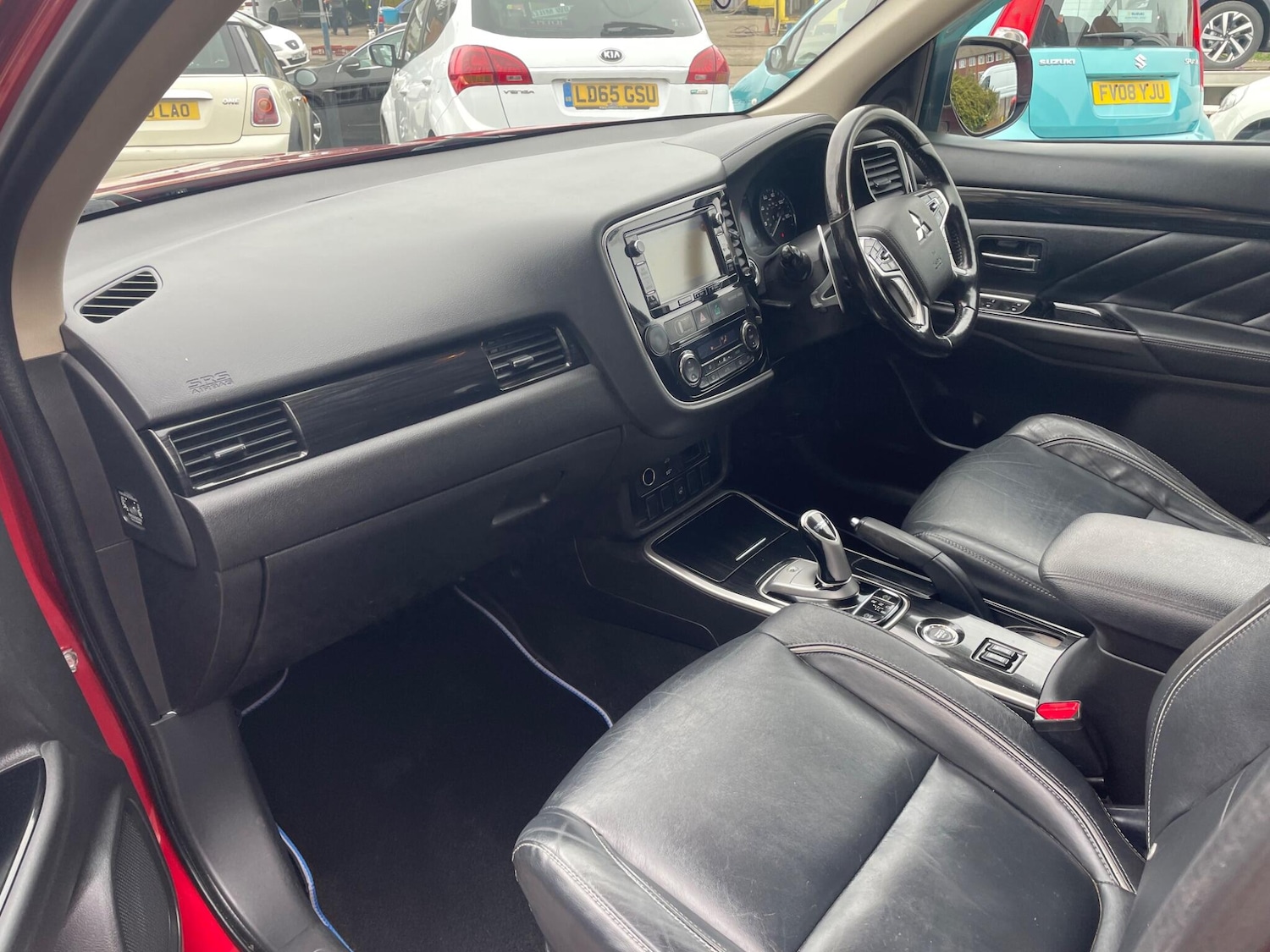 Used Mitsubishi Outlander 2015 for sale - 77793461: Photo 12