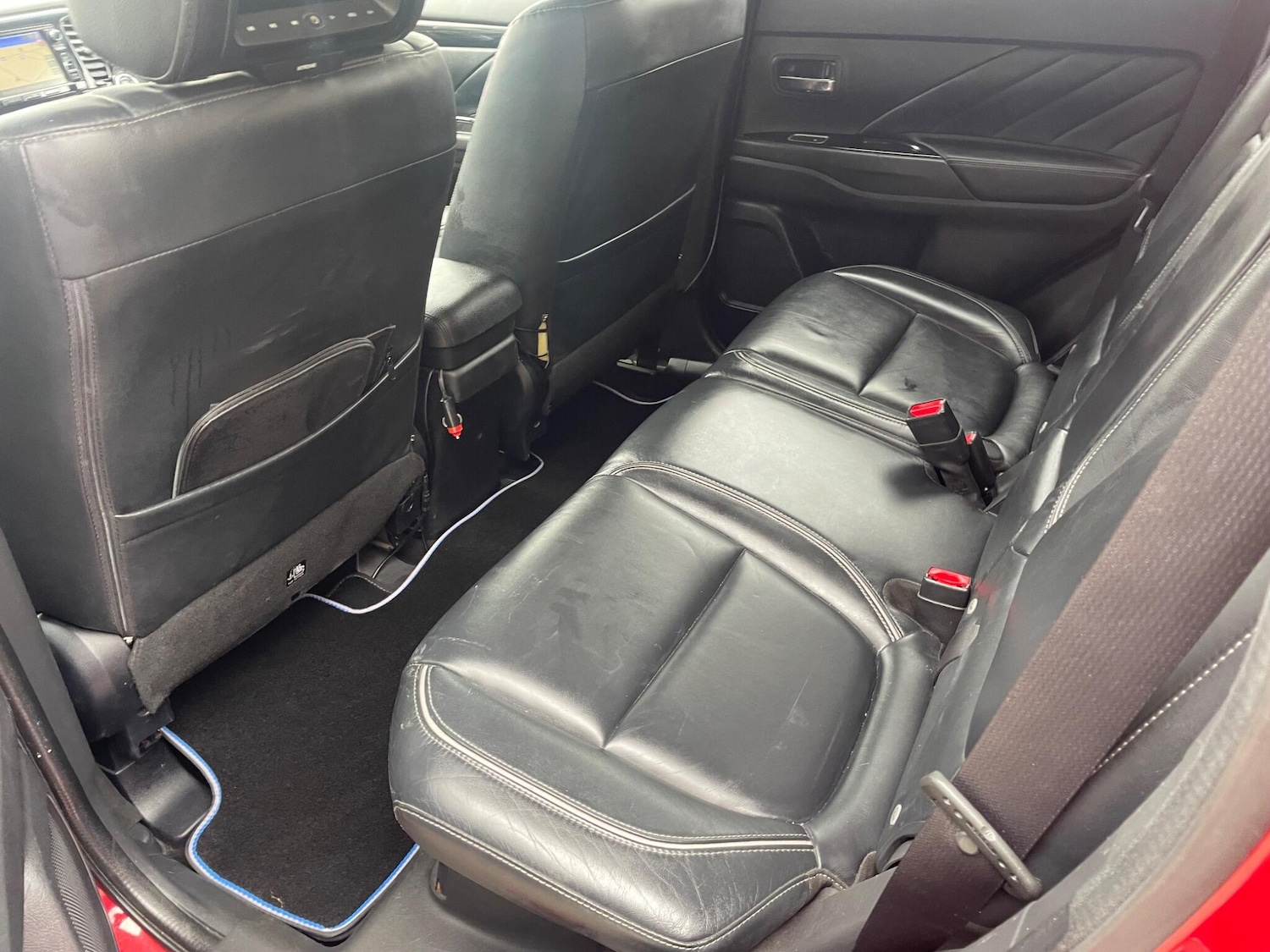 Used Mitsubishi Outlander 2015 for sale - 77793461: Photo 17