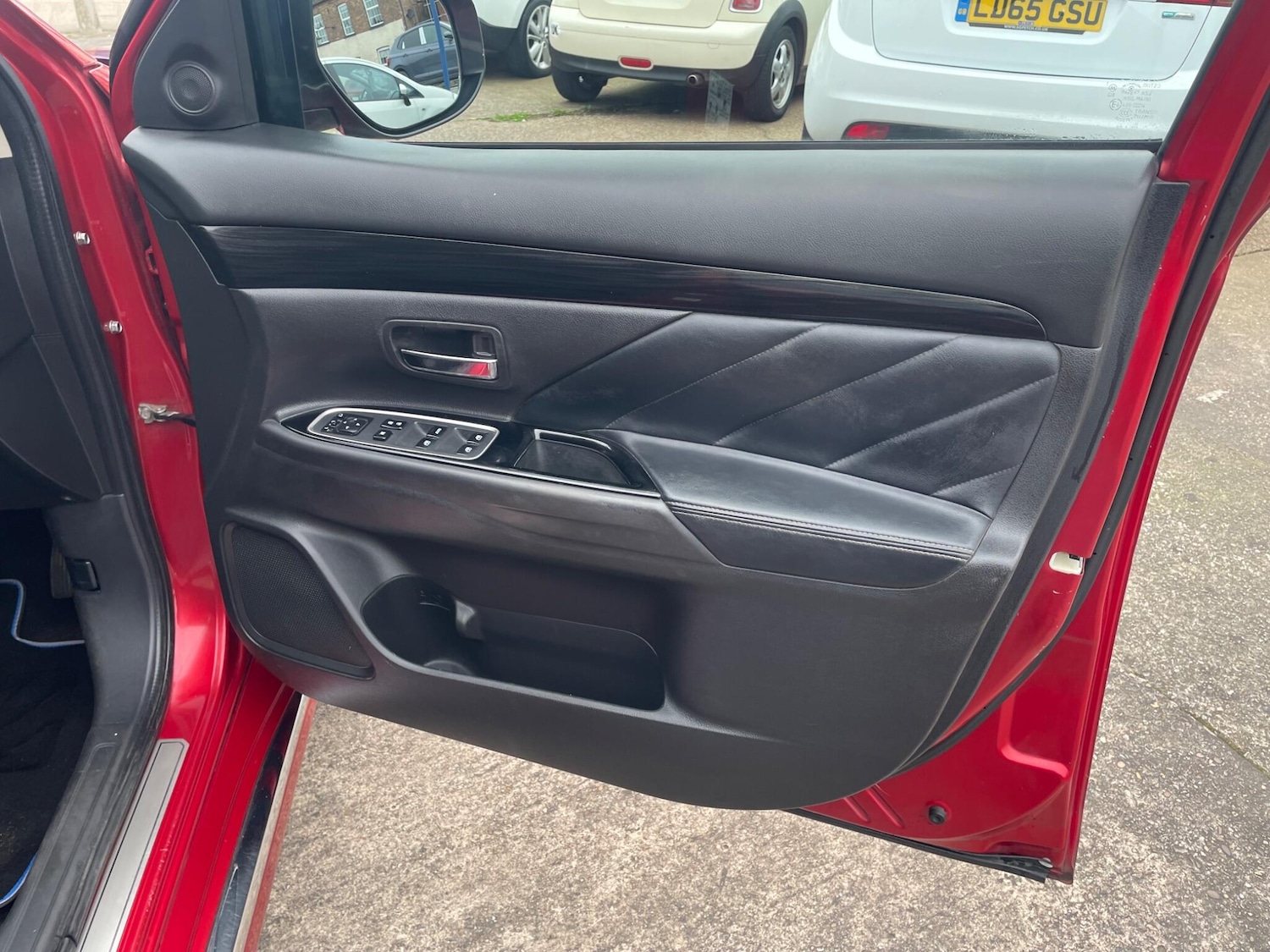 Used Mitsubishi Outlander 2015 for sale - 77793461: Photo 20