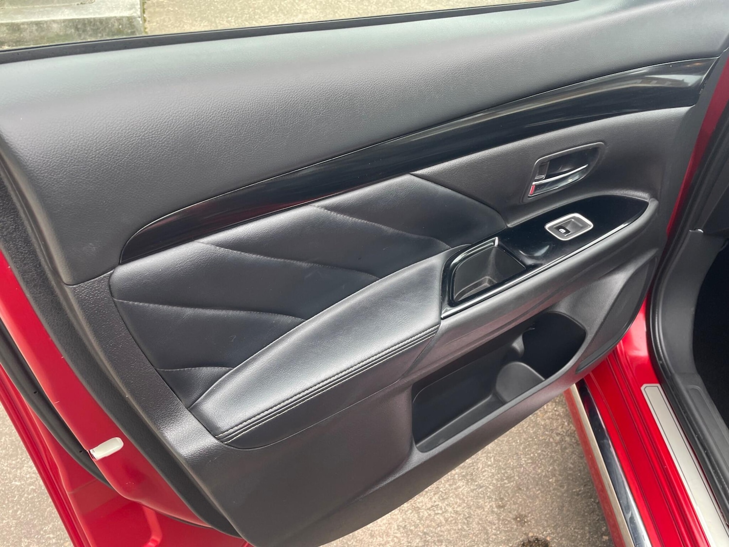 Used Mitsubishi Outlander 2015 for sale - 77793461: Photo 22