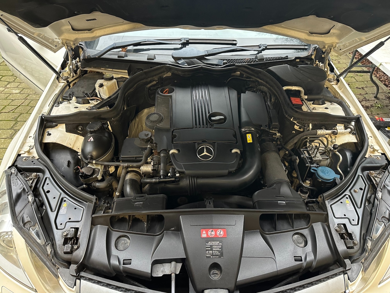 Used Mercedes-Benz E Class 2012 for sale - 76885219: Photo 18