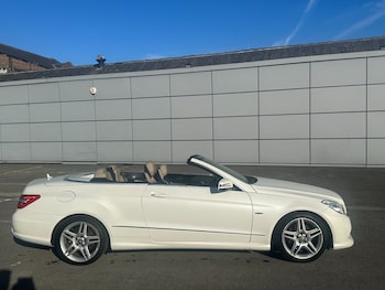 Used Mercedes-Benz E Class 2012 for sale - 76885219: Photo