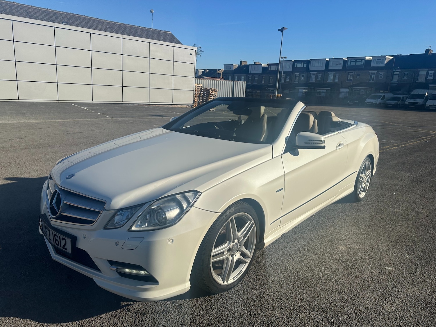 Used Mercedes-Benz E Class 2012 for sale - 76885219: Photo 4