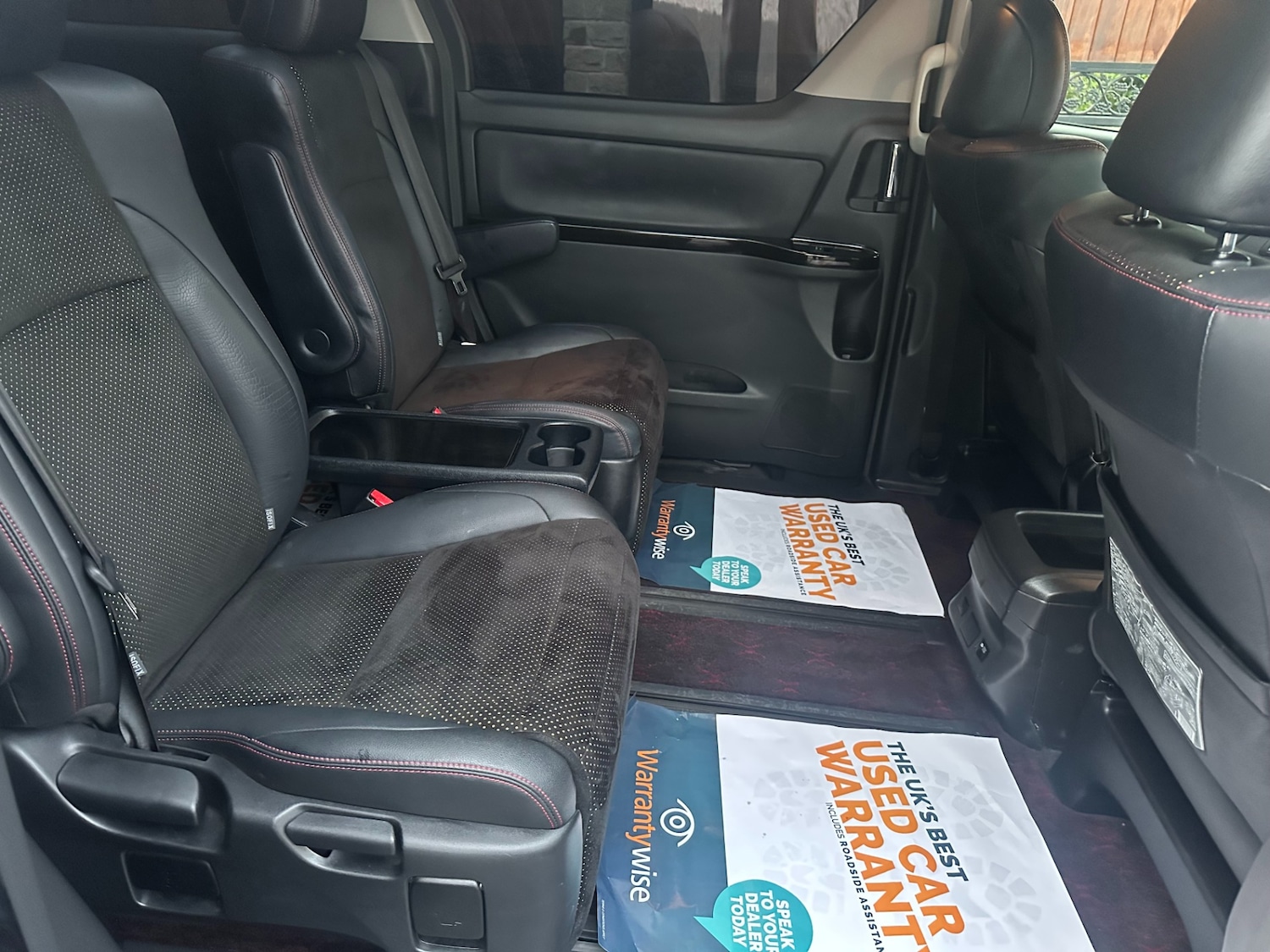 Used Toyota Vellfire 2014 for sale - 77965586: Photo 11