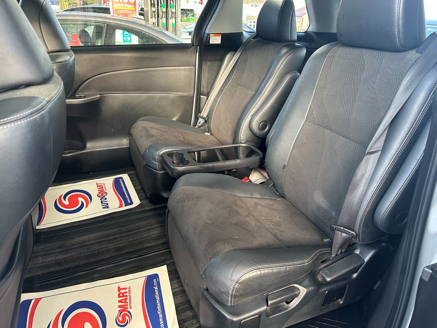 Used Toyota Estima 2016 for sale - 75755002: Photo 25