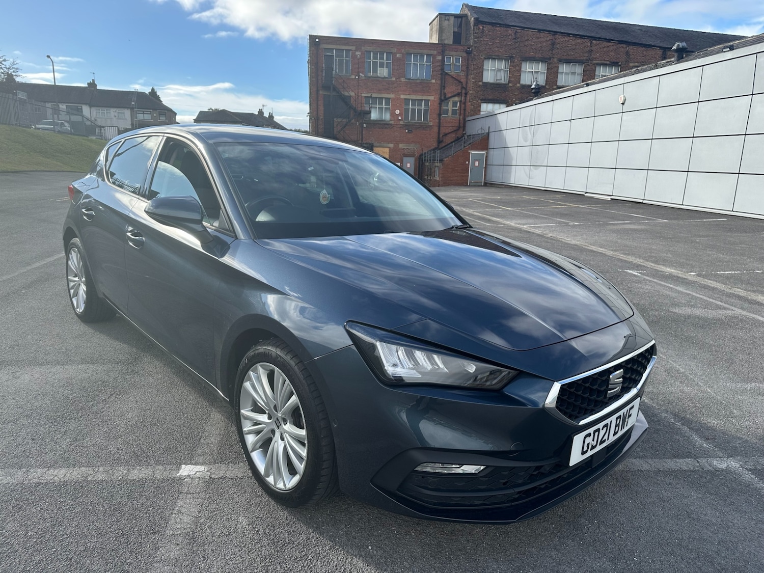 Used SEAT Leon 2021 for sale - 76497714: Photo 1