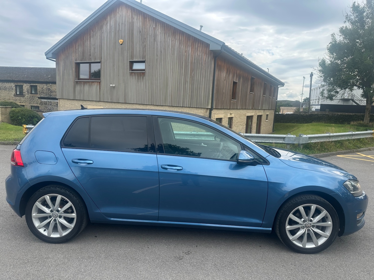 Used Volkswagen Golf 2025 for sale - 76165688: Photo 4