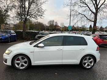 Used Volkswagen Golf 2015 for sale - 76615709: Photo