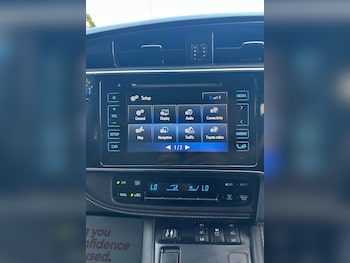 Used Toyota Auris 2016 for sale - 79278212: Photo