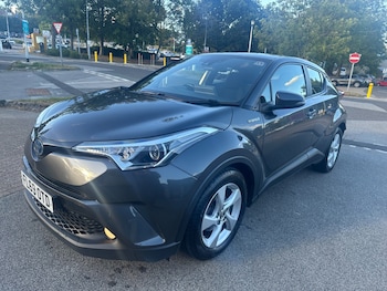 Used Toyota C-HR 2019 for sale - 75749603: Photo