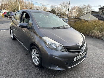 Used Toyota Yaris 2012 for sale - 77214735: Photo