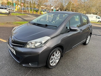 Used Toyota Yaris 2012 for sale - 77214735: Photo
