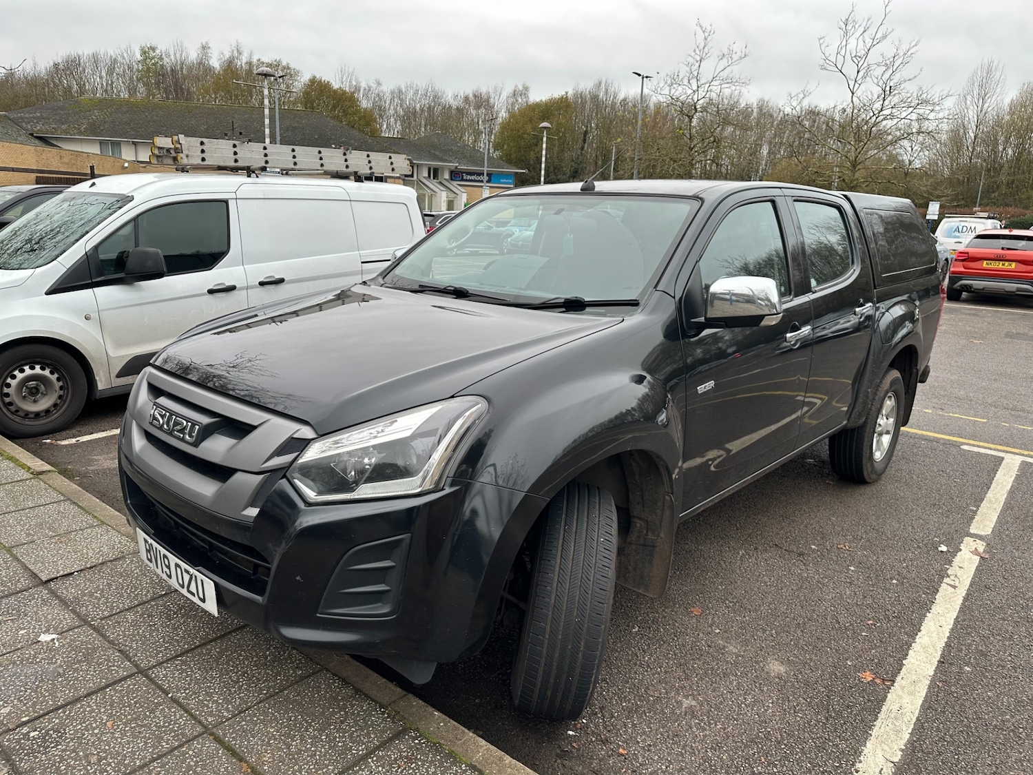 Used Isuzu D-Max 2019 for sale - 76713468: Photo 1