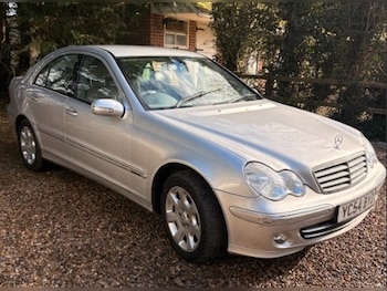 Used Mercedes-Benz C Class 2005 for sale - 78000605: Photo