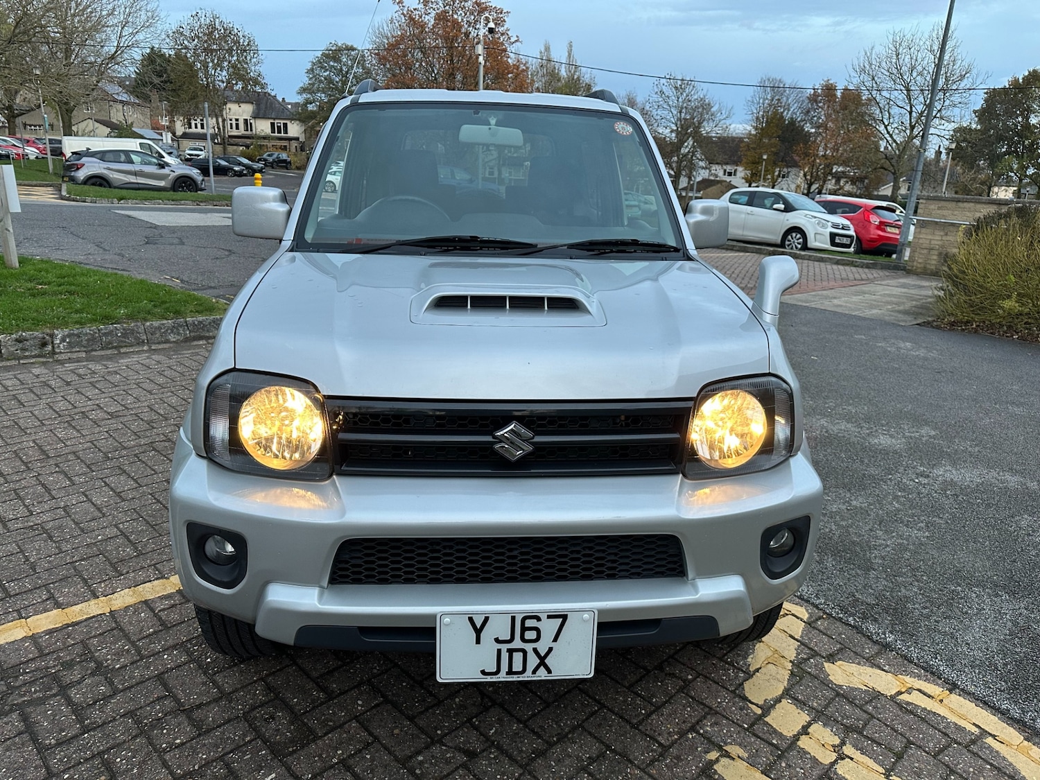Used Suzuki Jimny 2017 for sale - 76482697: Photo 4