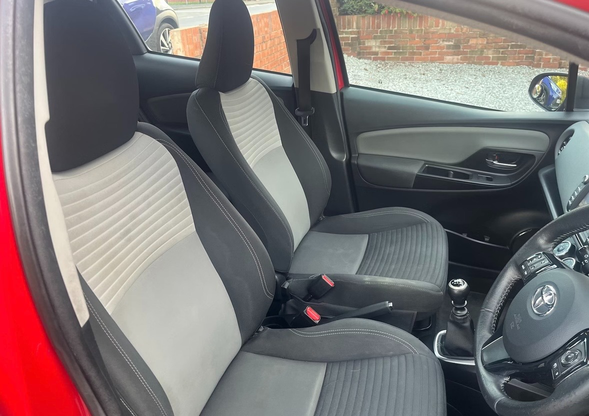 Used Toyota Yaris 2020 for sale - 76379609: Photo 5