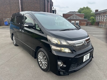 Used Toyota Vellfire 2014 for sale - 75755034: Photo